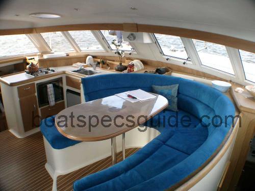 Broadblue 385 Catamaran specs and reviews